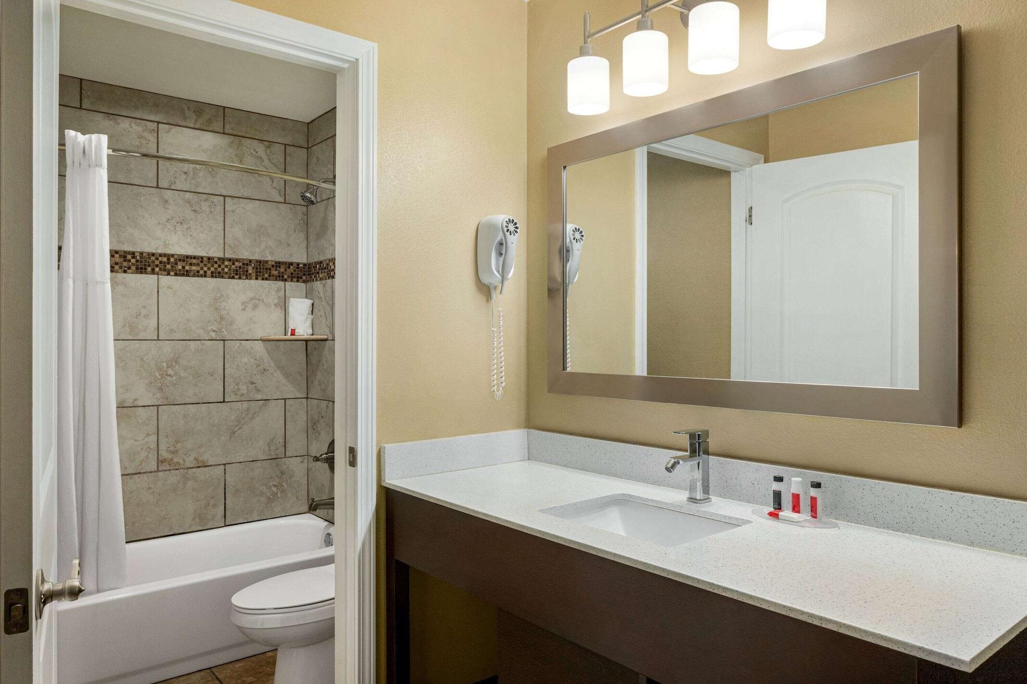 Howard Johnson By Wyndham Pigeon Forge Εξωτερικό φωτογραφία