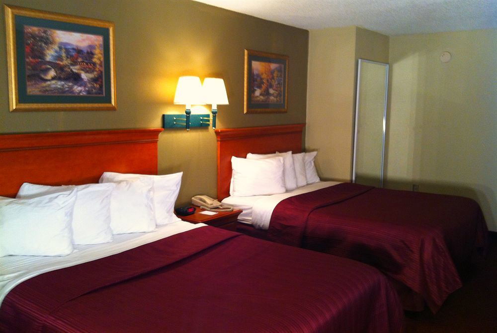 Howard Johnson By Wyndham Pigeon Forge Εξωτερικό φωτογραφία