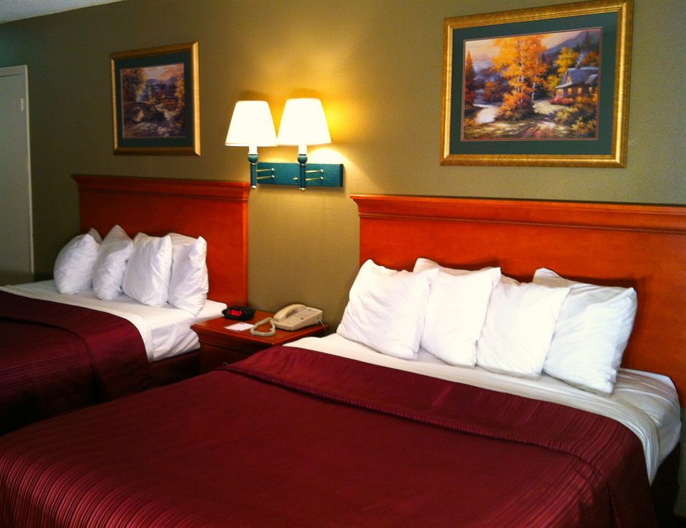 Howard Johnson By Wyndham Pigeon Forge Εξωτερικό φωτογραφία