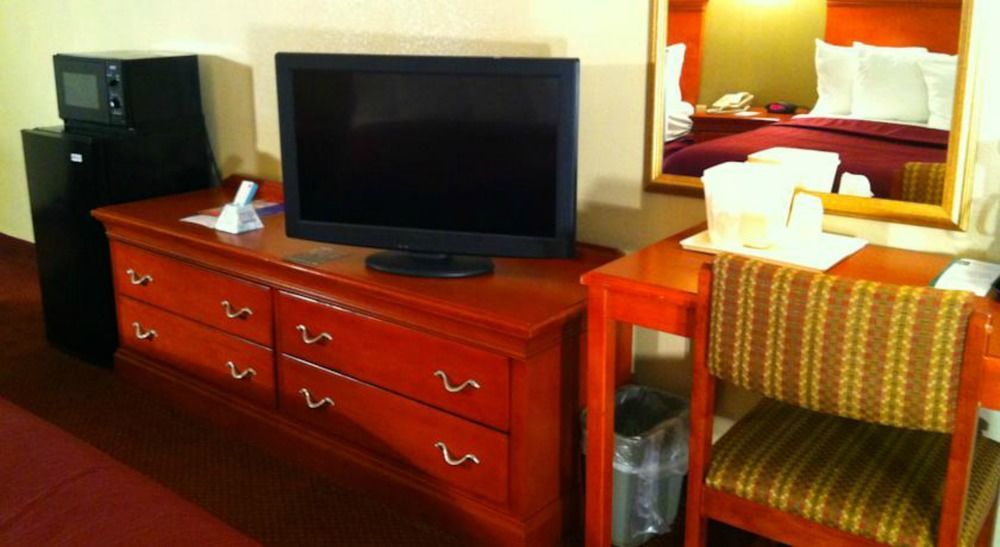 Howard Johnson By Wyndham Pigeon Forge Εξωτερικό φωτογραφία